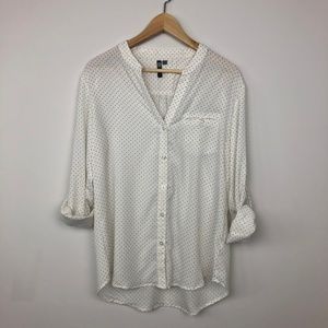KUT From the Kloth Polka Dot Button Down Size L